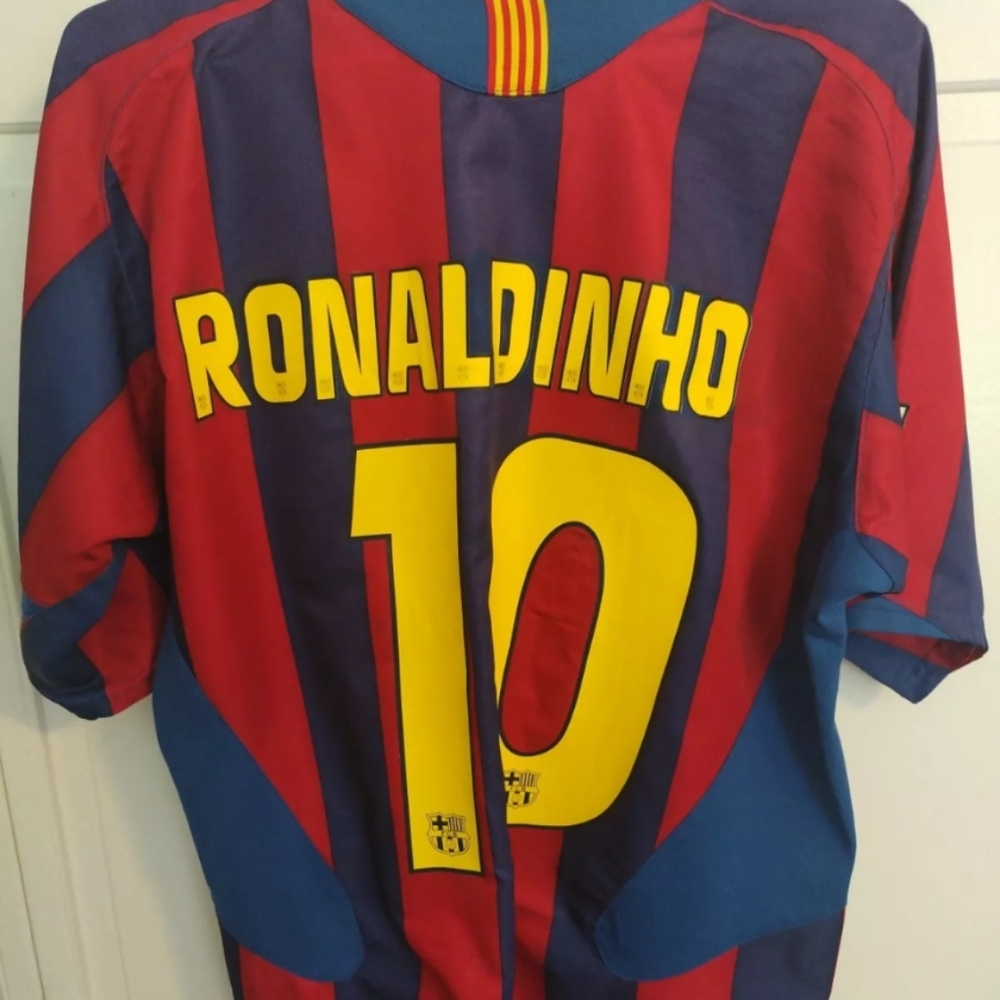 Ronaldinho Barcelona Jersey Large